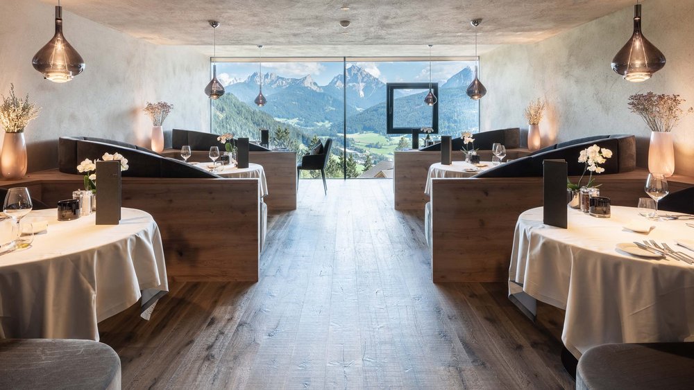 Le foto più belle dell’Alpen Tesitin Ristorante accogliente con vista panoramica su montagne e valle