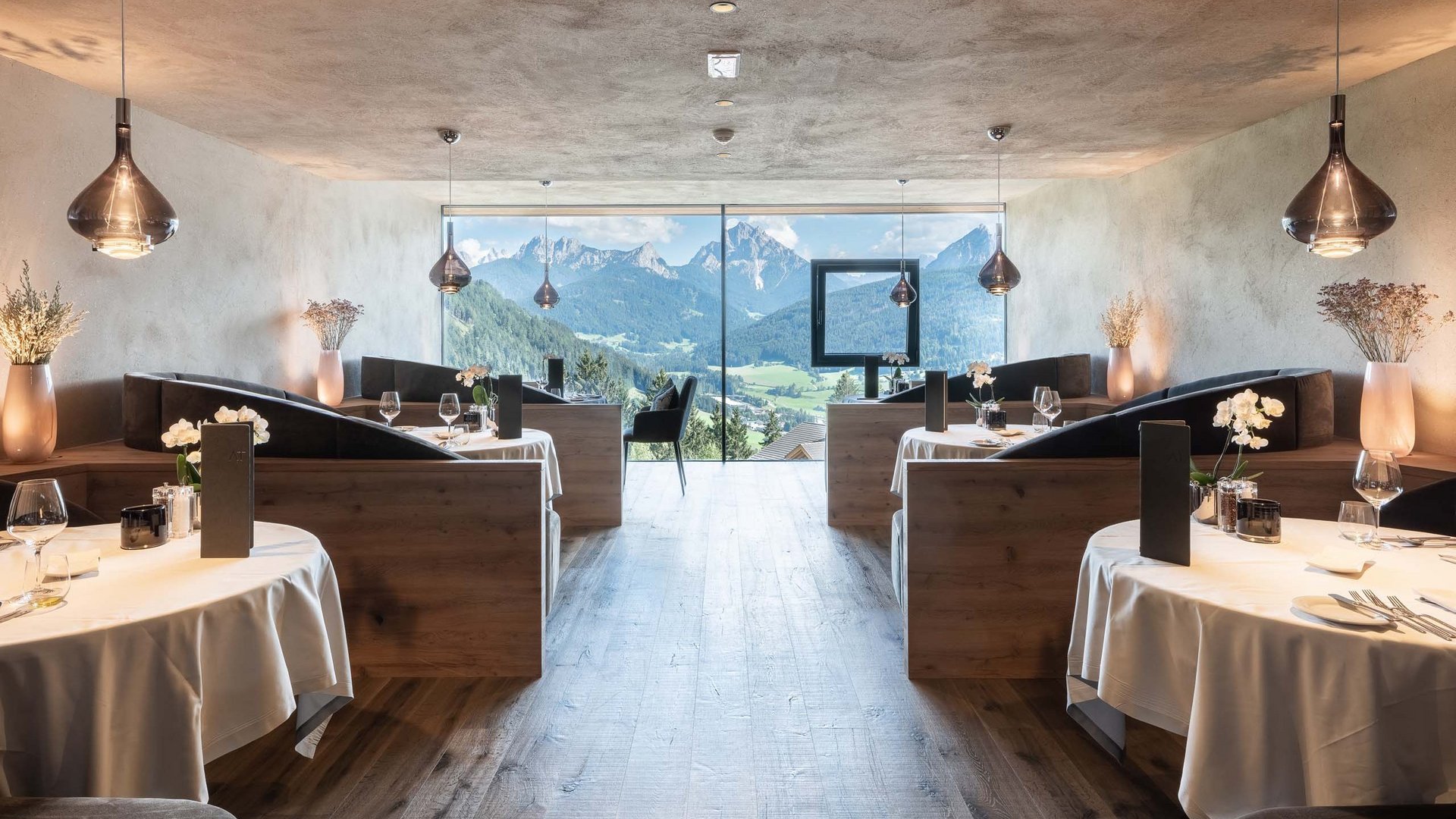 Alpen Tesitin: Ihr Hotel mit Whirlpool im Zimmer in Südtirol