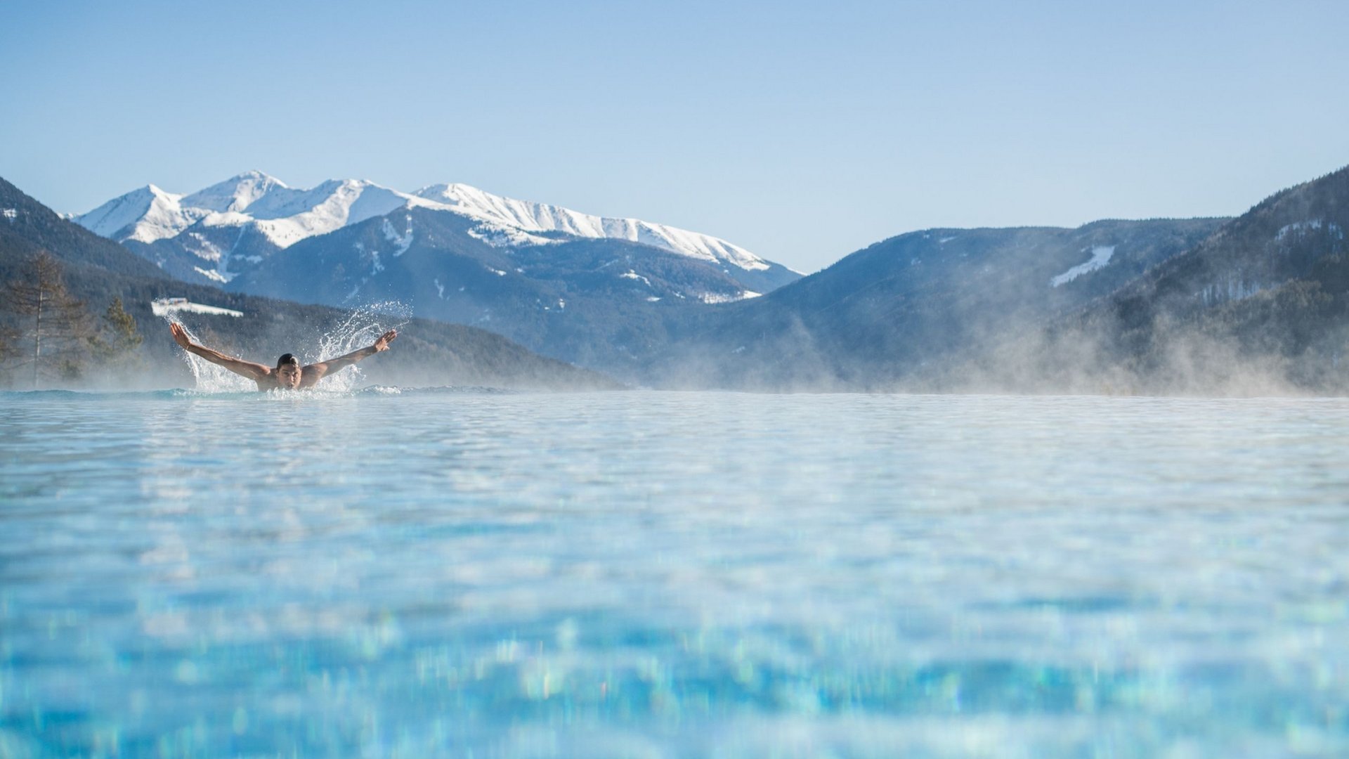 Your hotel in Val Pusteria/Pustertal with pool oasis