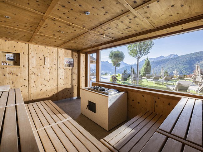 Hotel with sauna in South Tyrol: Alpen Tesitin