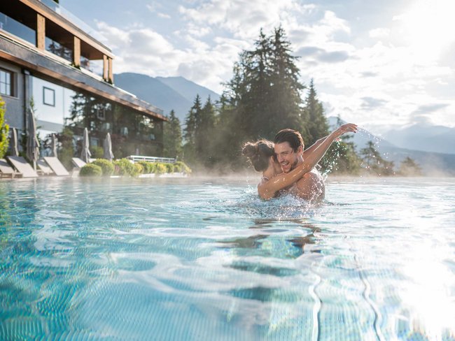 Your hotel in Val Pusteria/Pustertal with pool oasis