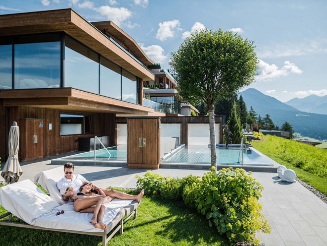 Your hotel in Val Pusteria/Pustertal with pool oasis