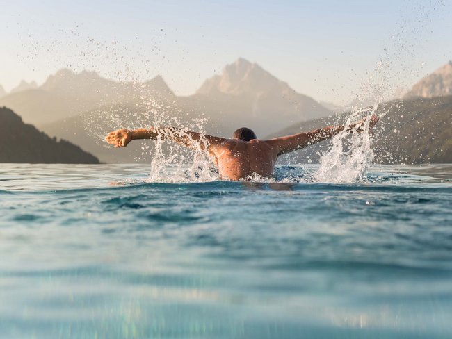 Your hotel in Val Pusteria/Pustertal with pool oasis