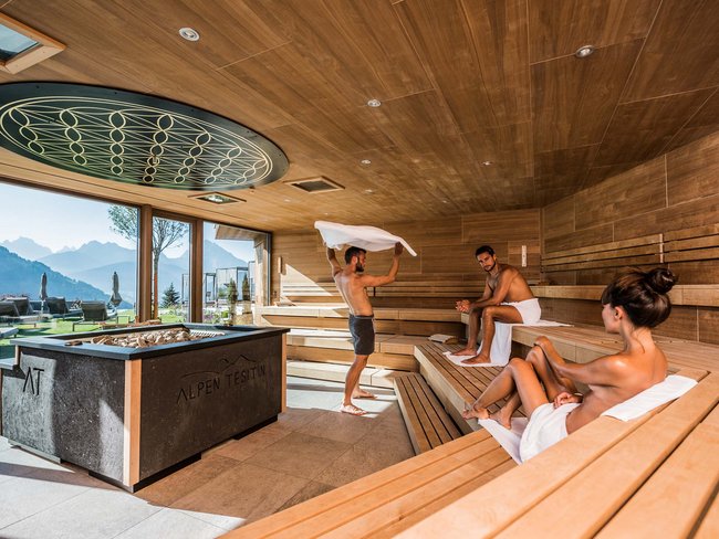 Hotel with sauna in South Tyrol: Alpen Tesitin